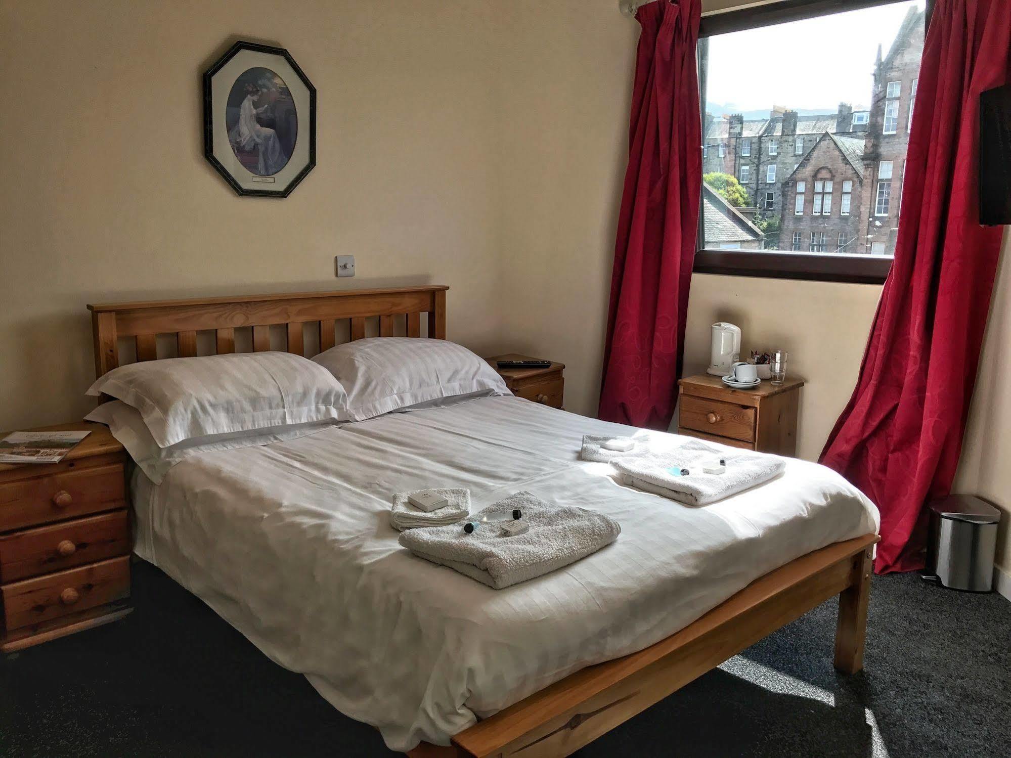 Cruachan Guest House EDI Eksteriør billede